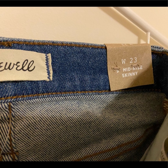Madewell 9" Mid-Rise Skinny Jeans in Pearson Wash - size 23 - Picture 7 of 7